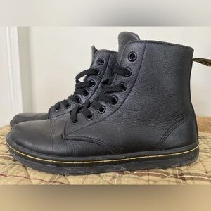 Dr Martens Leyton Leather Casual Boots